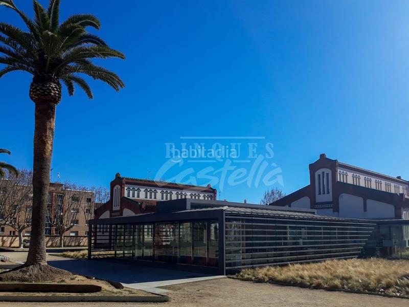 Foto 83eb24e3-2881-4d8c-bd1f-845d3d4a0089. Aparcament cotxe a Centre Mataró