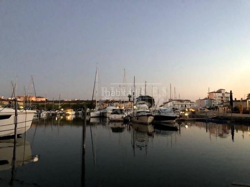 Foto a9c8bb20-1341-49dc-8066-e9e82081a5f8. Alquiler piso alquiler temporal disponible a partir de noviembr 2025bienvenidos a un oasis Santa Margarida! este fabuloso piso de 62 m en Roses