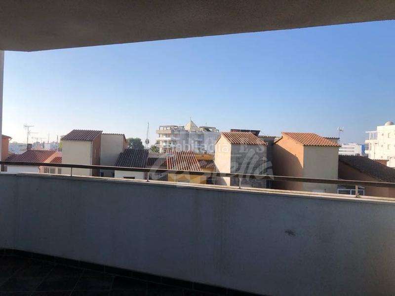 Foto b7d824c6-7193-4935-85bd-6d2e58edadee. Alquiler piso alquiler temporal disponible a partir de noviembr 2025bienvenidos a un oasis Santa Margarida! este fabuloso piso de 62 m en Roses