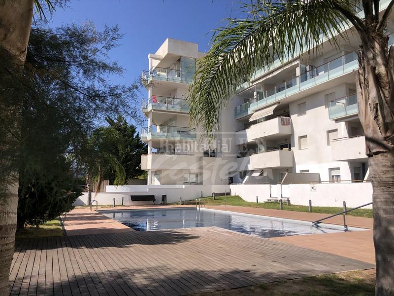 Foto 053902df-6e32-4da7-b360-e264175574a4. Location appartement avec parking piscine dans Santa Margarida Roses