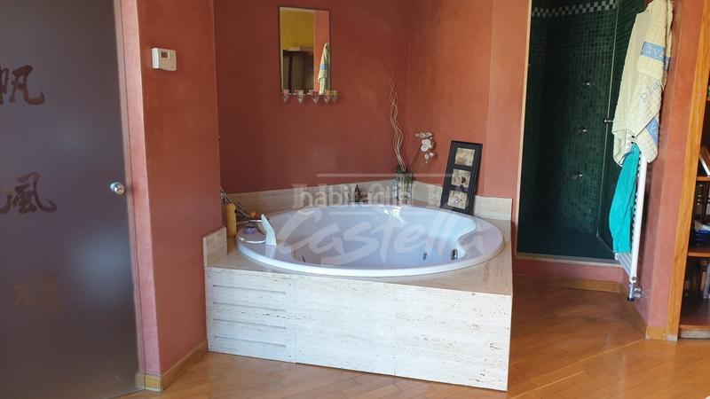 Foto 71235bbc-bc06-4885-81e3-7264e69affb1. Casa amb calefacció a Nucli Urbà Argentona