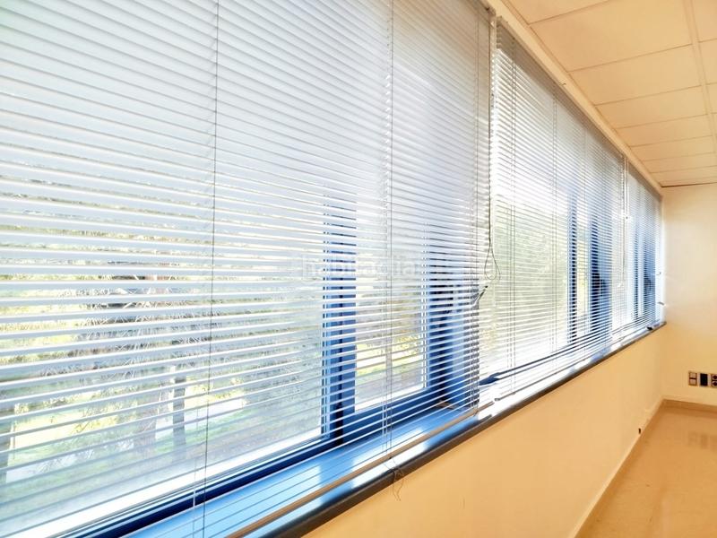 Foto a689d90d-84cd-42da-abda-f5ef5e936e74. Lloguer oficina a Pla d'en Boet Mataró