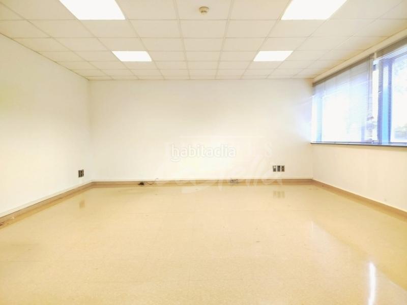 Foto 755b8f1b-3c05-4e48-bc8b-90280be49e0b. Rent office space in Pla d'en Boet Mataró