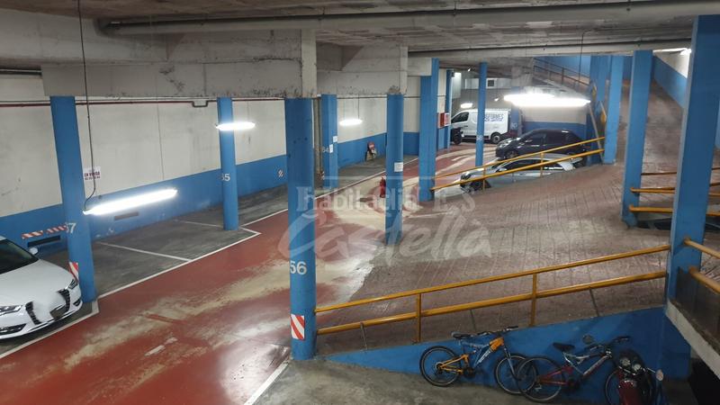 Foto 1f2ae42d-11e9-4671-8073-6e3fe49cdbe5. Car parking in Camí de la Serra Mataró