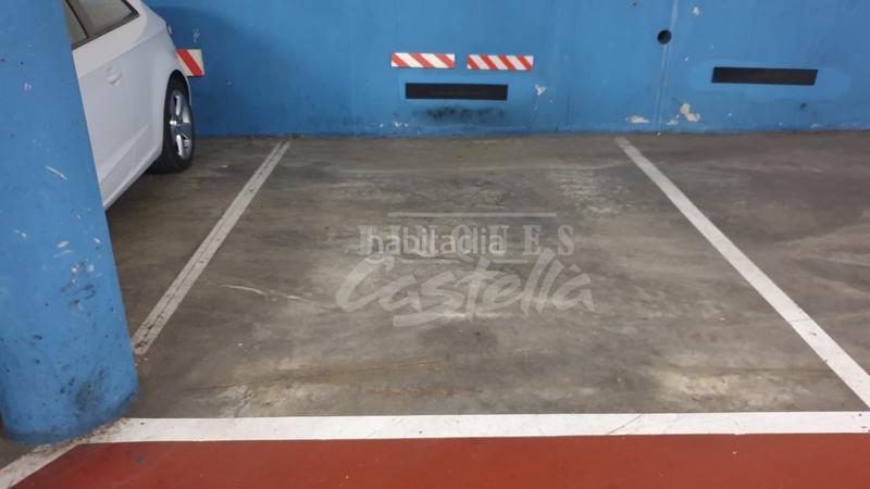 Foto 987ad6e3-ffa9-4af9-811a-15f1e682d32e. Car parking in Camí de la Serra Mataró