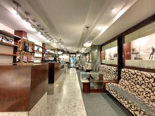 Affitto Locale commerciale in Centre. Atención están listos para descubrir un local comercial que hará