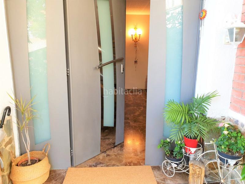 Foto dfb4f70f-3265-4e10-8065-31b1436927e2. Casa espectacular casa a cuatro vientos con piscina ubicada en la urbanización de can vilardell.consta de 345mconstruidos de vivienda e en Mataró