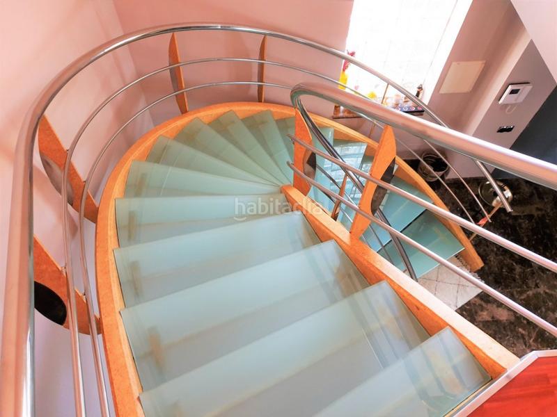 Foto f229ddc2-121e-4c0a-9286-f63da8ceb306. Casa espectacular casa a cuatro vientos con piscina ubicada en la urbanización de can vilardell.consta de 345mconstruidos de vivienda e en Mataró