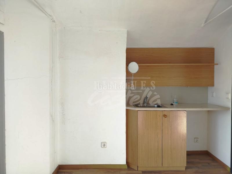 Foto 746d8d92-bc71-4eac-a155-c2657236b5b8. Rent industrial building in Eixample Mataró