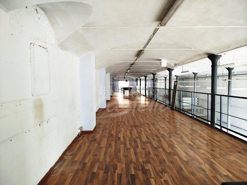 Foto c6cb895f-45a5-466e-b812-79dd6d6e194e. Rent industrial building in Eixample Mataró