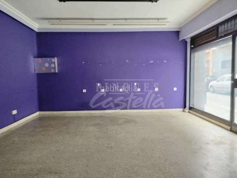 Foto d197cd31-ee03-4c83-ab88-c383b78e7f07. Lloguer local comercial a Peramàs Mataró