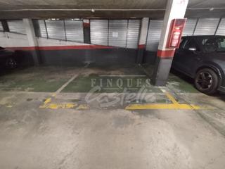 Aparcament cotxe a Centre. Plaza de aparcamiento en venta en el centro de mataróse vende pl