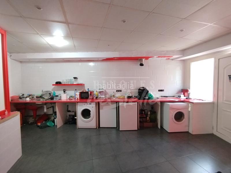 Foto c3d8226e-088f-493b-9b90-31281d5ff73c. Oficina a Cerdanyola Nord Mataró