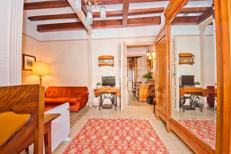 Foto e353adf2-b365-45fe-aca2-0db5487b0075. House in Centre Mataró