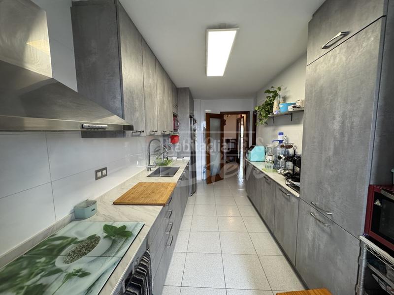 Foto 3cec7da4-a7fc-4a6c-aaf6-4f17cd5fae16. Piso atención compradores en busca de su hogar ideal ! les presento un increíble ático situado en una de las zonas más exclusi en Mataró
