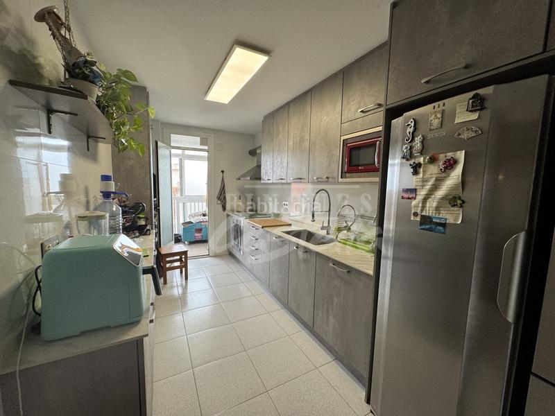 Foto aef69622-3dcd-458f-be54-0db899cae525. Piso atención compradores en busca de su hogar ideal ! les presento un increíble ático situado en una de las zonas más exclusi en Mataró