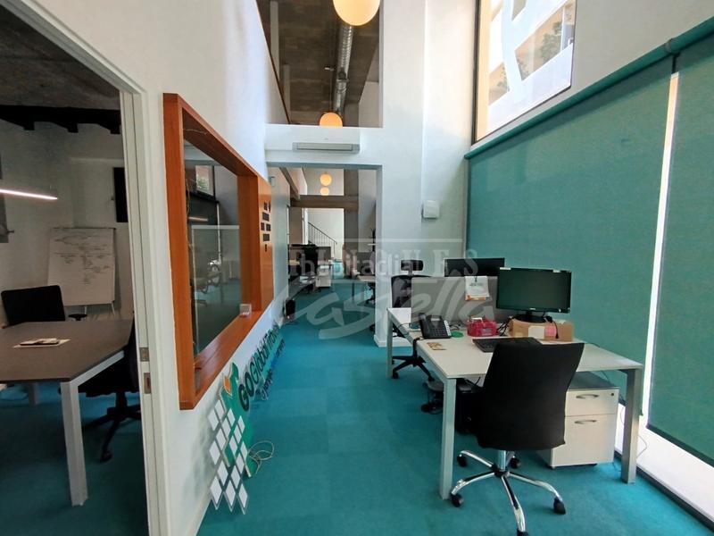 Foto 48123c8e-2ba6-4ae1-92f8-583557a21fe1. Local comercial amb calefacció a Centre Mataró