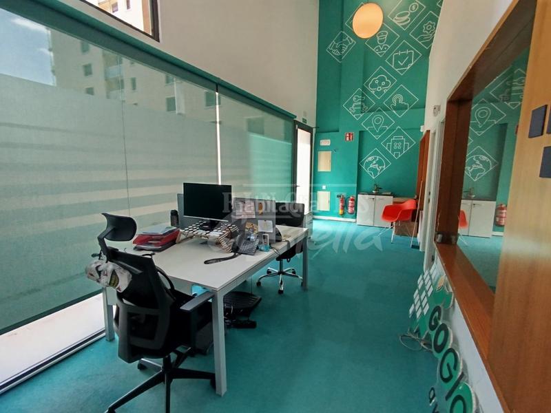 Foto 6aaa6460-006c-40ff-9c22-e8500926dd1c. Local comercial amb calefacció a Centre Mataró