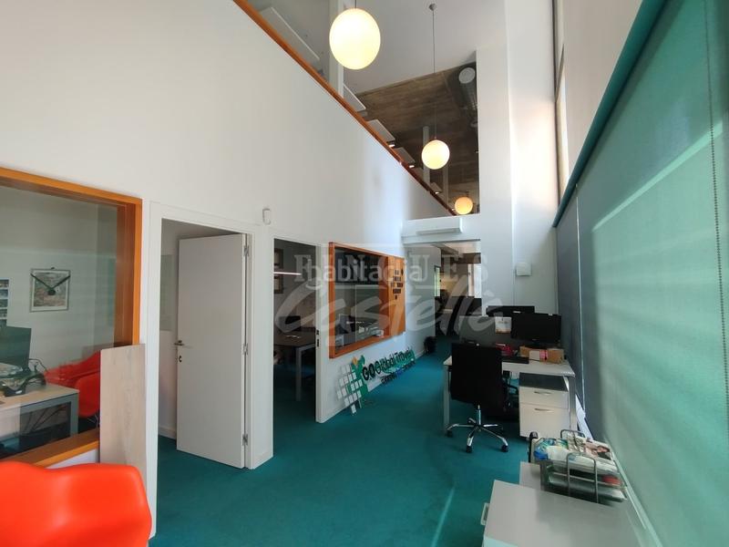 Foto bfe5677b-3b8d-430a-b1f0-077587722cc4. Local comercial amb calefacció a Centre Mataró