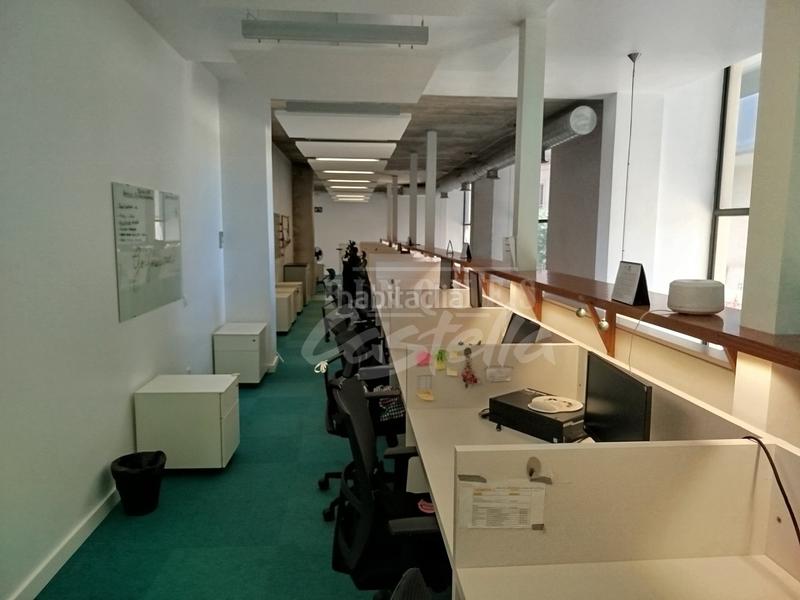 Foto daf3b193-eba1-4267-8ff5-ddc4b674ed0f. Local comercial amb calefacció a Centre Mataró