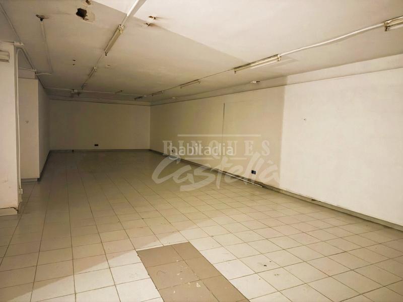 Foto 3c098091-5f48-4b69-8ef7-5fa699990673. Rent business premise in Havana Mataró