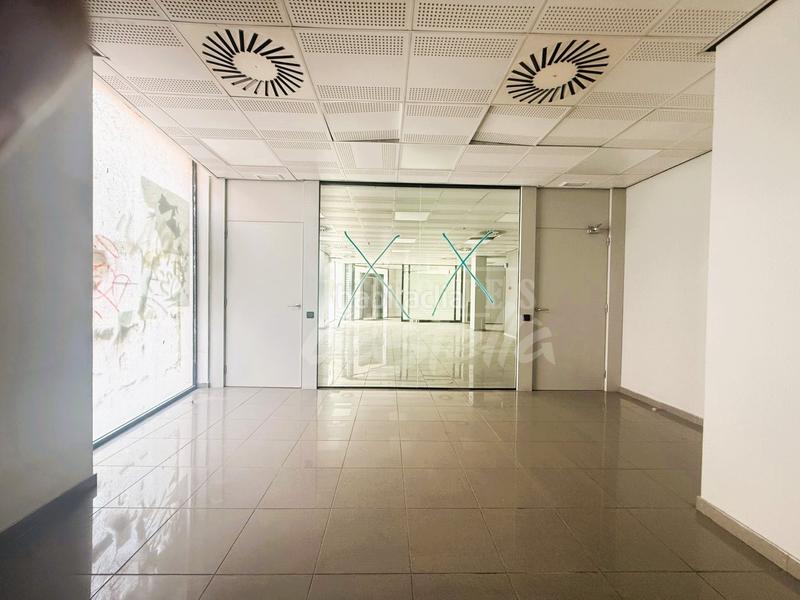 Foto 9b266cd3-d05c-4d34-96ee-e6b3ddea572f. Rent business premise in Havana Mataró