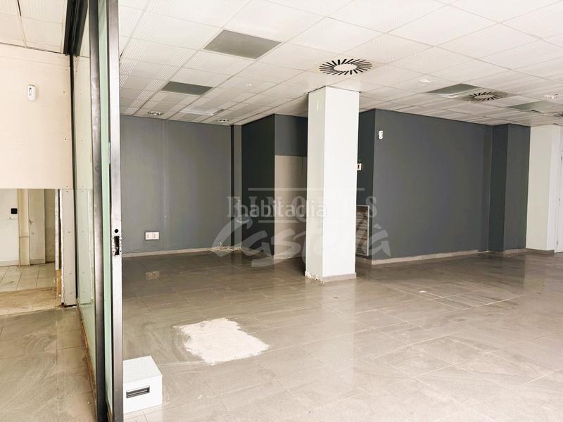 Foto af953694-6542-42d1-a99e-53f737a9d634. Rent business premise in Havana Mataró