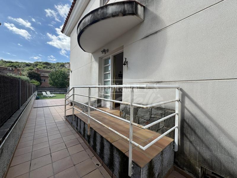 Foto 527bf541-af5f-4261-bda0-d91836b45a5f. Casa atención a todos los amantes de la vida tranquila y confortable en un entorno privilegiado! les presento una oportunidad única par en Argentona