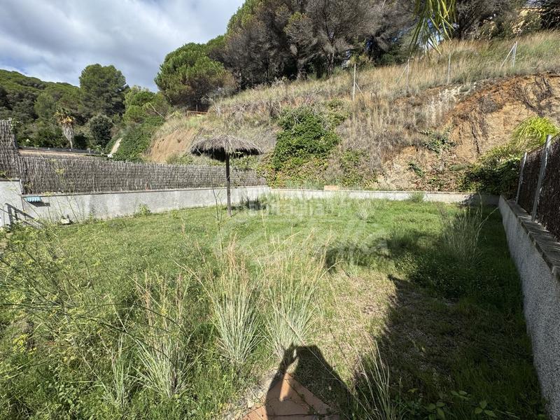 Foto 7a653df4-894d-4461-a769-3f2aa0af179d. Casa atención a todos los amantes de la vida tranquila y confortable en un entorno privilegiado! les presento una oportunidad única par en Argentona