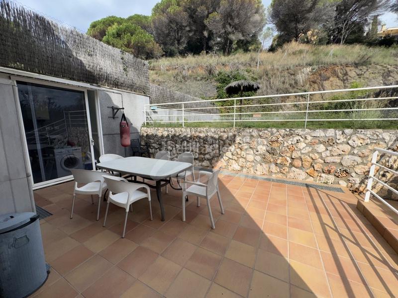 Foto a3b71798-0f13-4eb2-b1a8-0d0894f36526. Casa atención a todos los amantes de la vida tranquila y confortable en un entorno privilegiado! les presento una oportunidad única par en Argentona