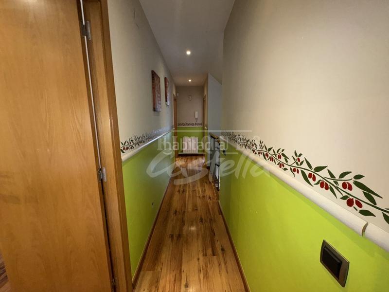 Foto bab36003-2a37-4217-ae77-d47dcebc7d7b. Casa atención a todos los amantes de la vida tranquila y confortable en un entorno privilegiado! les presento una oportunidad única par en Argentona