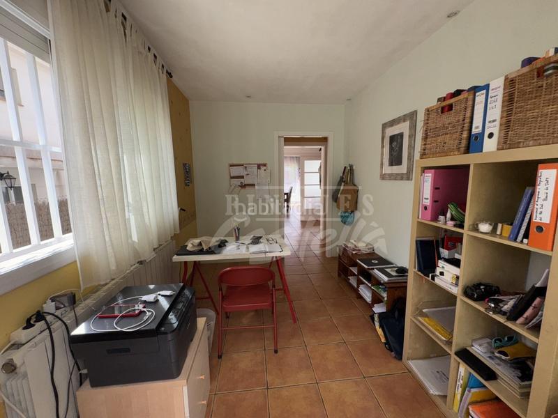 Foto f052185d-67d5-462b-a641-925d07e72b41. Casa atención a todos los amantes de la vida tranquila y confortable en un entorno privilegiado! les presento una oportunidad única par en Argentona