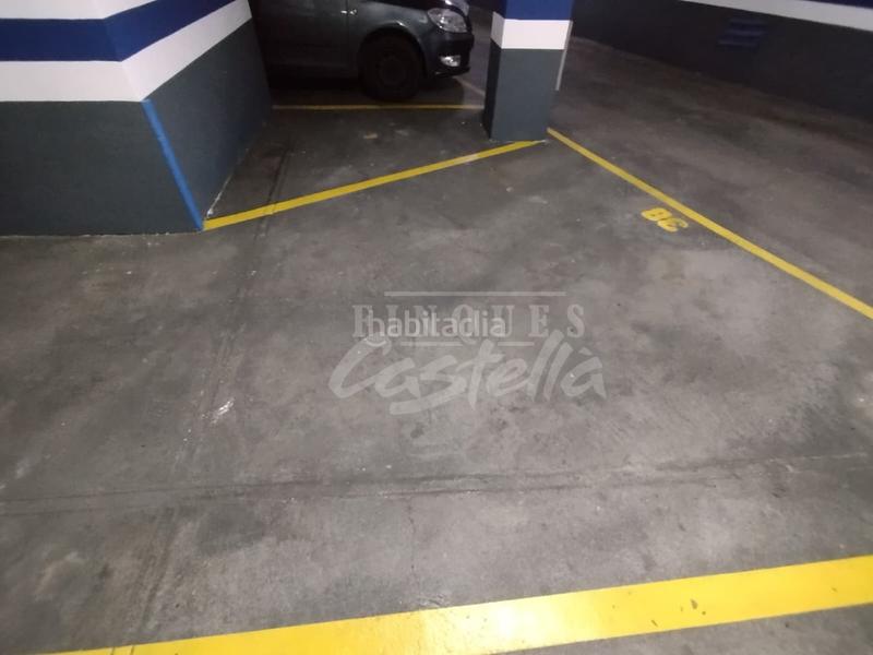 Foto f11ed610-e043-4634-9cde-bdff46da2f1b. Aparcament cotxe a Centre Mataró