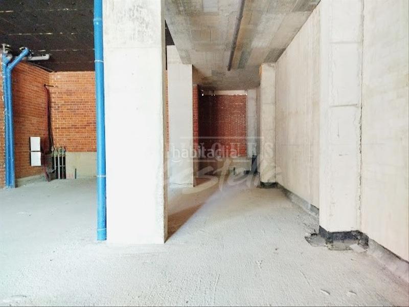 Foto 9503c661-802b-46a7-bdea-72ccafc2cd8e. Lloguer local comercial a El Rengle Mataró