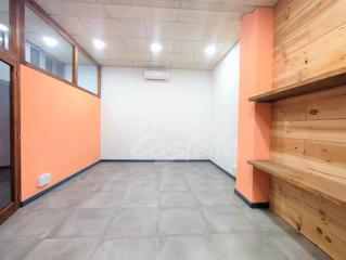 Miete Büro in Pla d'en Boet. Despacho tipo coworking situado en el centro de mataró.consta de