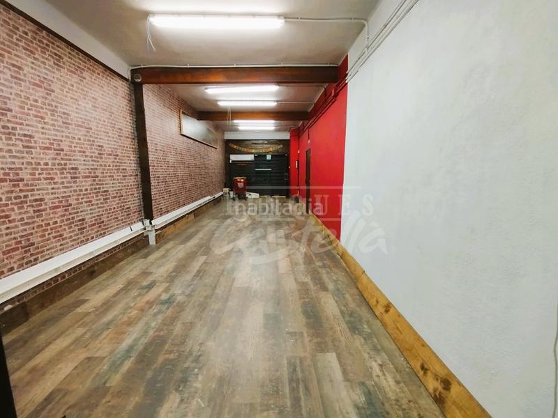 Foto b357387e-b9f7-4ee8-97a6-fac98061e2f8. Rent business premise in Centre Mataró