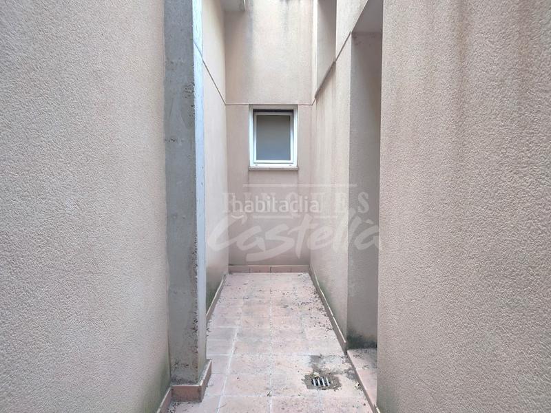 Foto d1e84ae9-06ac-4db3-afba-9e34ecfac25d. Rent business premise in Cerdanyola Sud Mataró