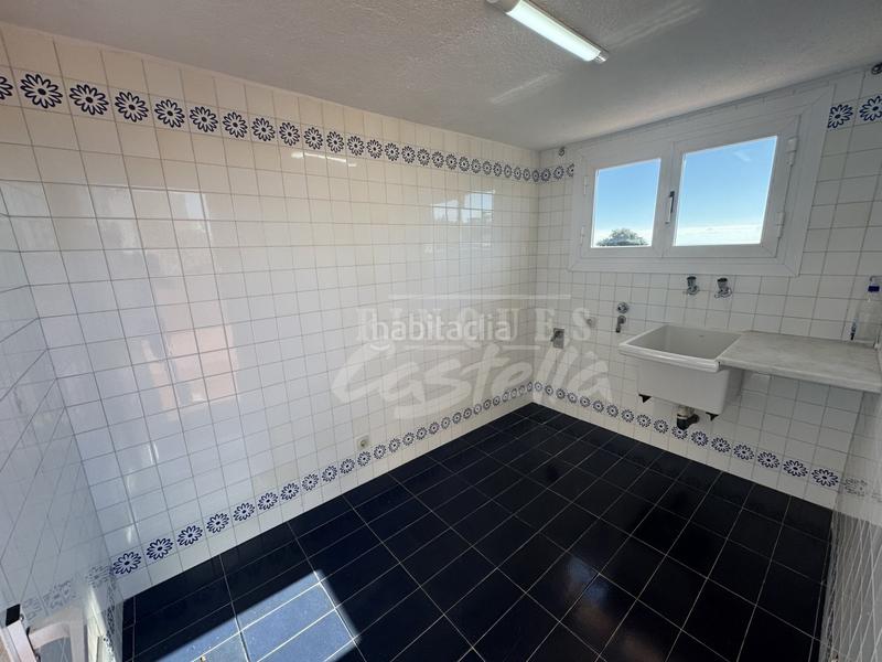 Foto 14af0c0d-1a2c-4508-b114-820a37376303. Haus mit heizung parking in Sant Vicenç Centre Sant Vicenç de Montalt