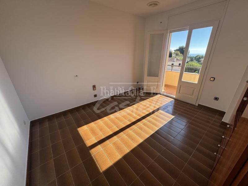 Foto 22151890-4102-4b4c-b7c4-0b2ba2c1cefe. Haus mit heizung parking in Sant Vicenç Centre Sant Vicenç de Montalt