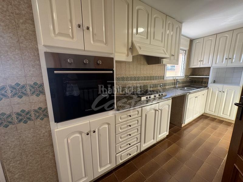 Foto f276d9ff-7312-4643-bb95-004953cb8b6f. Haus mit heizung parking in Sant Vicenç Centre Sant Vicenç de Montalt