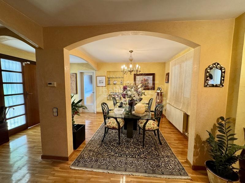 Foto 951df516-f29c-4ce3-8f64-15f851ca8049. Casa amb calefacció aparcament piscina a Vilassar de Dalt