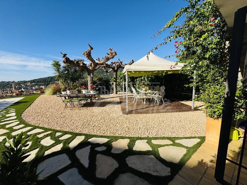 Foto c2a93f63-2500-48d7-bcf7-5ff0eb528cc4. Casa amb calefacció aparcament piscina a Vilassar de Dalt