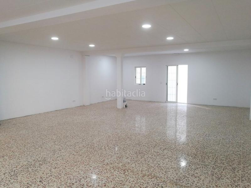 Foto aa615c7a-eb2c-4f37-8a8f-574f0db9184e. Rent business premise in Cerdanyola Sud Mataró