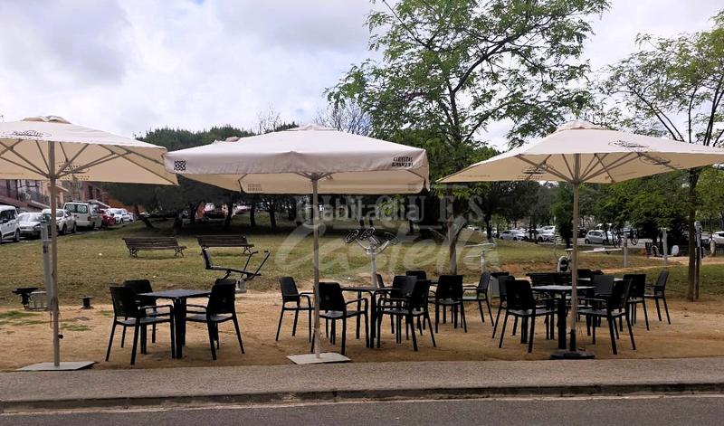 Foto ba8d5a7b-db46-45e3-9040-8aecd9525552. Rent business premise in Cirera Mataró