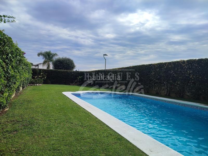 Foto 432d0182-221a-4dff-ace8-9216f2d35fef. Affitto appartamento con riscaldamento parcheggio piscina in Arenys de Mar