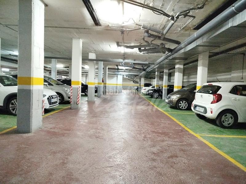 Foto 85672df0-b148-43a1-9071-094bbec0d301. Lloguer aparcament cotxe a Eixample Mataró