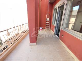 Appartamento in Centre. Atención a todos los amantes del sol y la comodidad! están busca