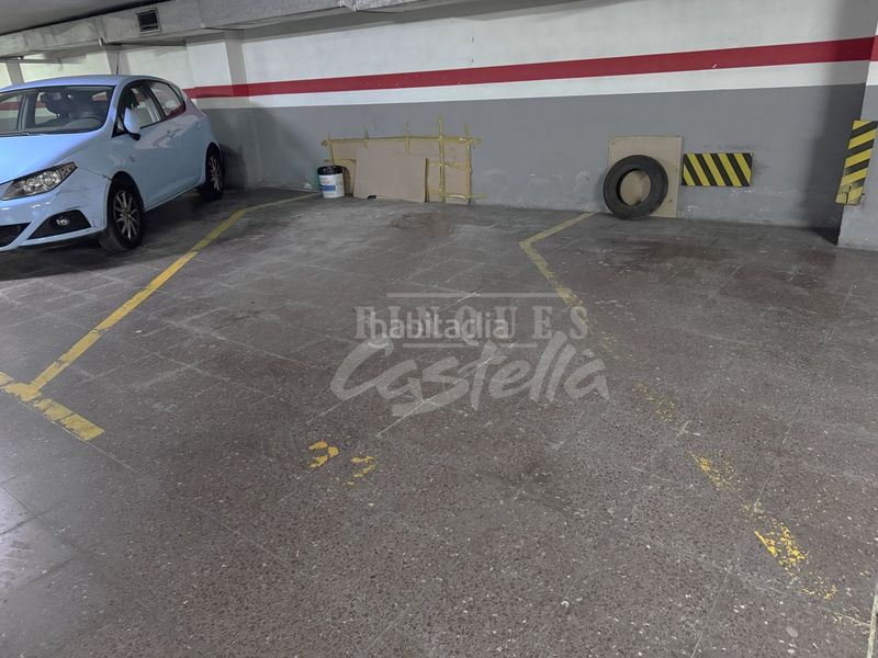 Foto bf603bc2-f447-4c09-883c-d23f5ac3284e. Pis amb calefacció aparcament a Centre Mataró