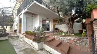 Lloguer Casa a Premià de Dalt. Alquiler uso distinto del de vivienda temporal para uso de ocio,