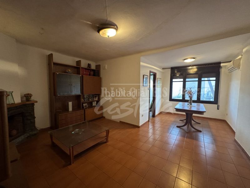Foto 43b5f96a-18a7-4351-a09f-6f4fb7deb88d. Casa amb aparcament a Havana Mataró